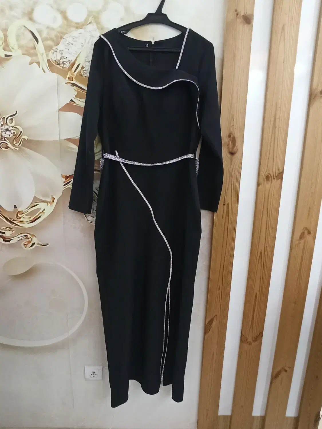 لباس مجلسی|لباس|تهران, بوستان سرخه حصار|دیوار