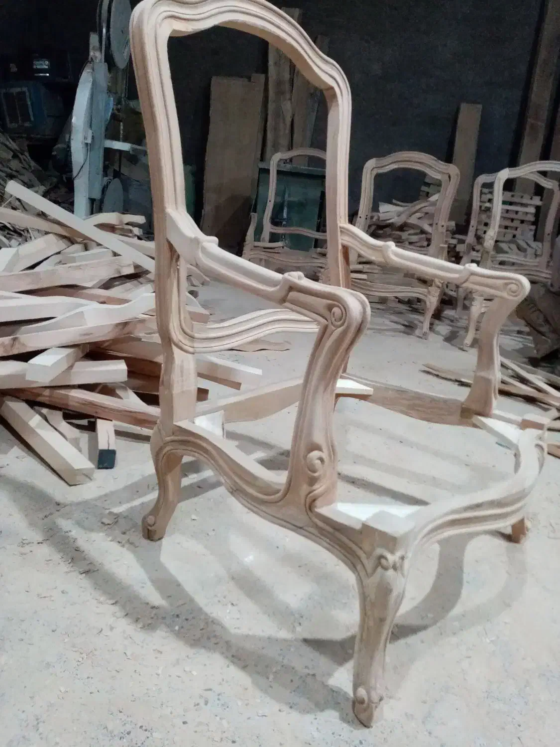 شاگرد نیمه ماهر نجاری|استخدام صنعتی، فنی، مهندسی|نیشابور, فیض آباد|دیوار