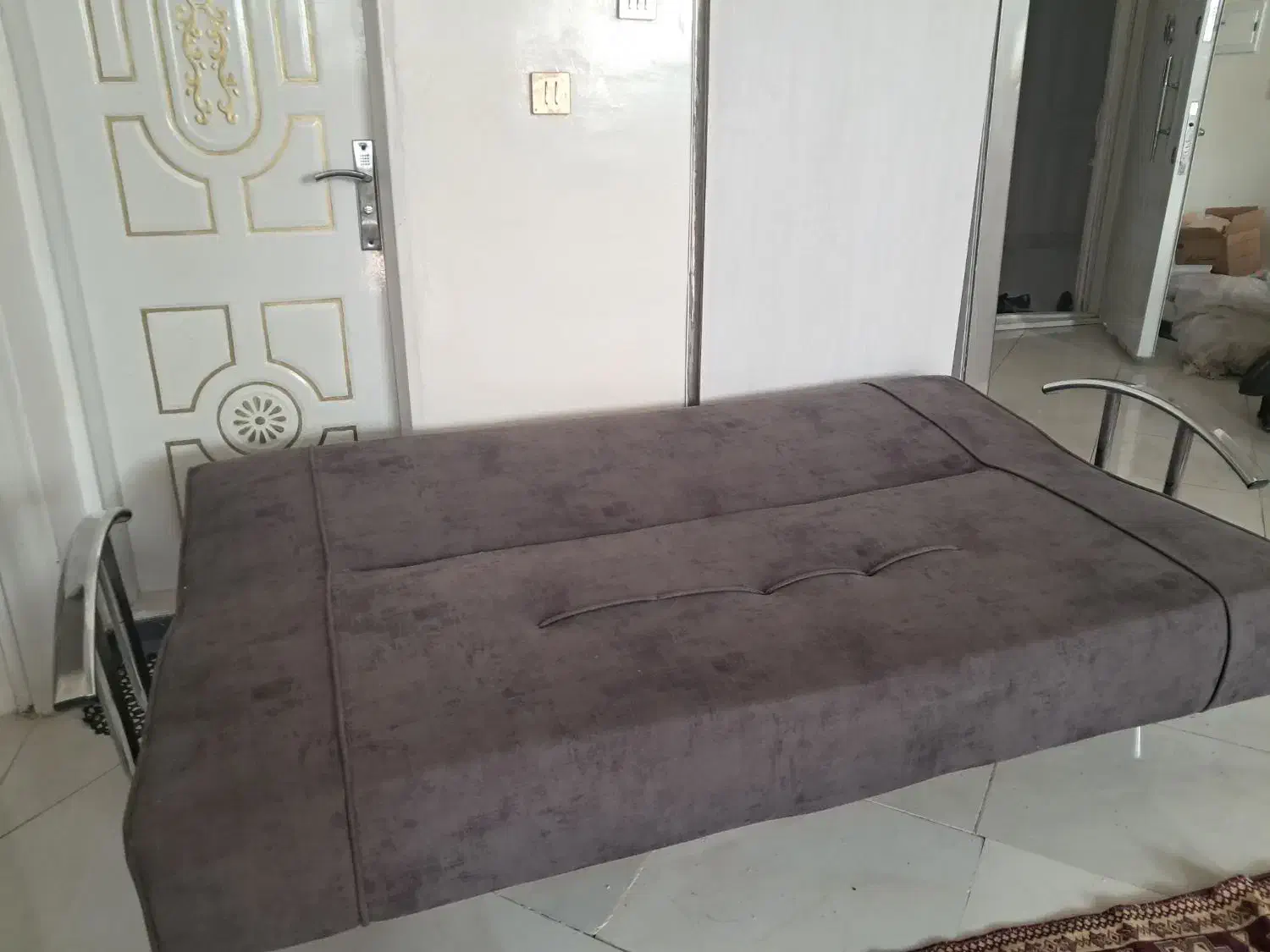 مبل جدیدتخت شو ترک|مبلمان خانگی و میز عسلی|گلبهار, شهر جدید گلبهار|دیوار