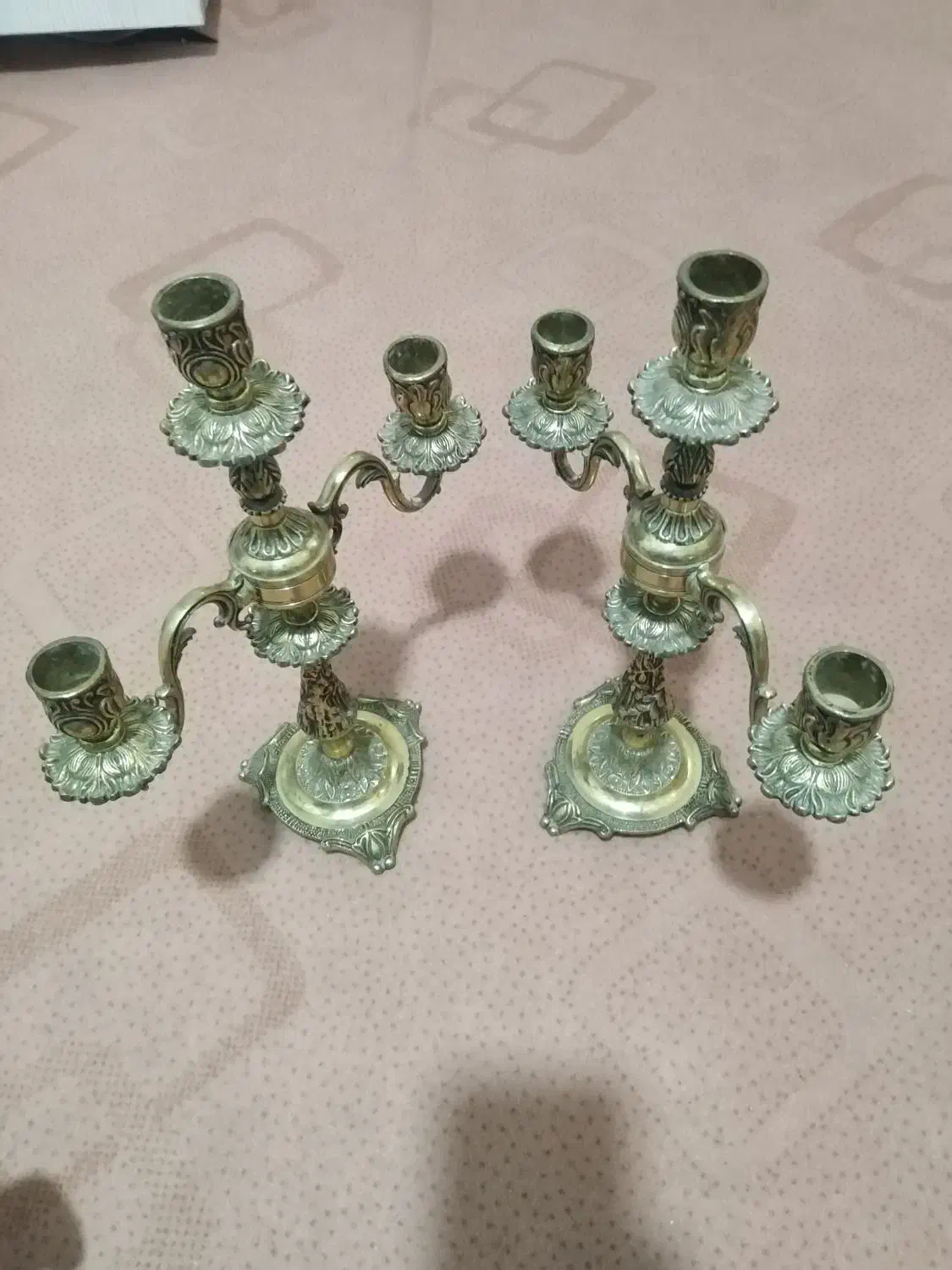 شمعدونی برنز|کلکسیون اشیاء عتیقه|قنوات, |دیوار