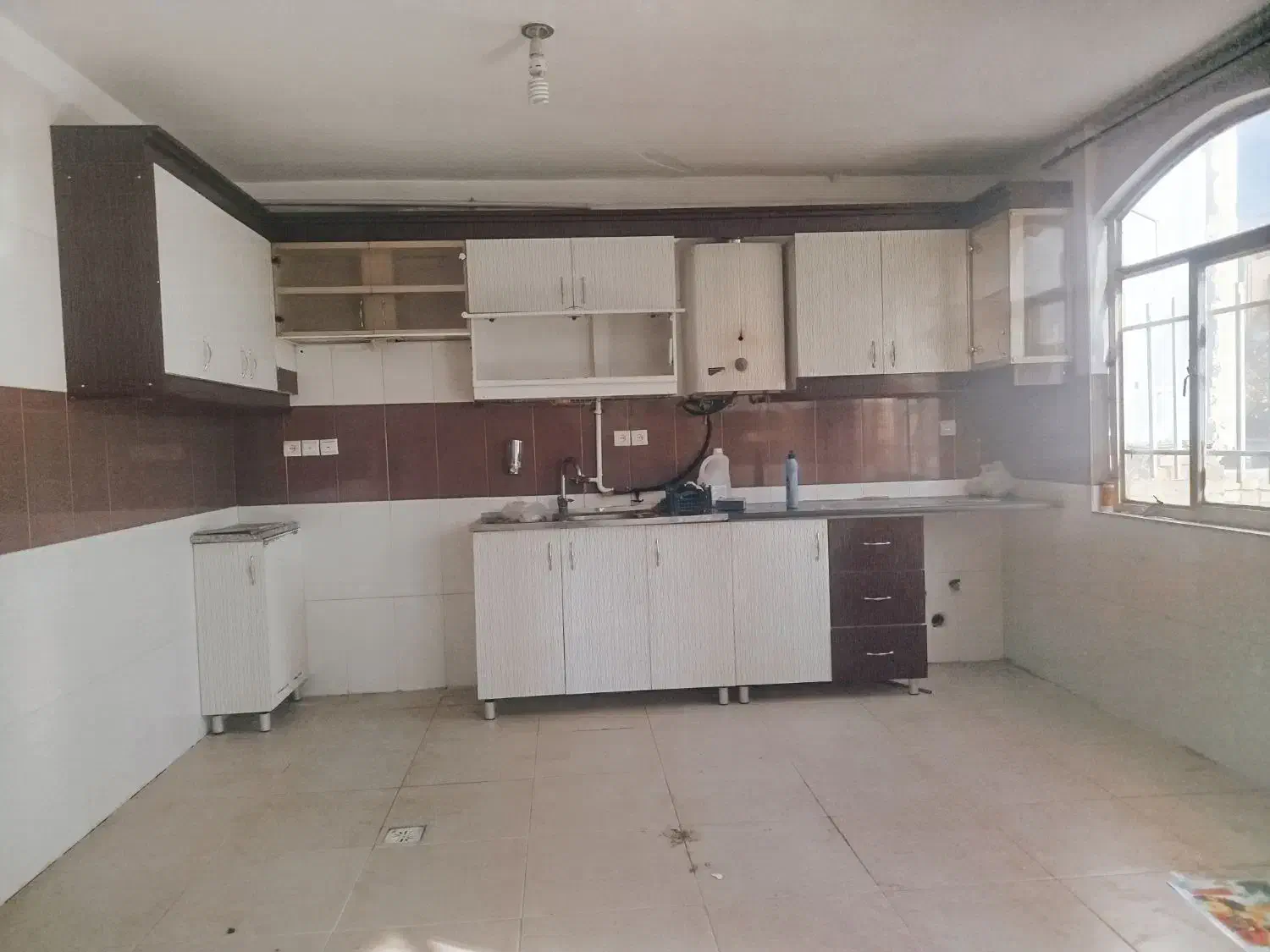 کابینت فلز|آبچکان و نظمدهنده ظروف|بروجرد, |دیوار