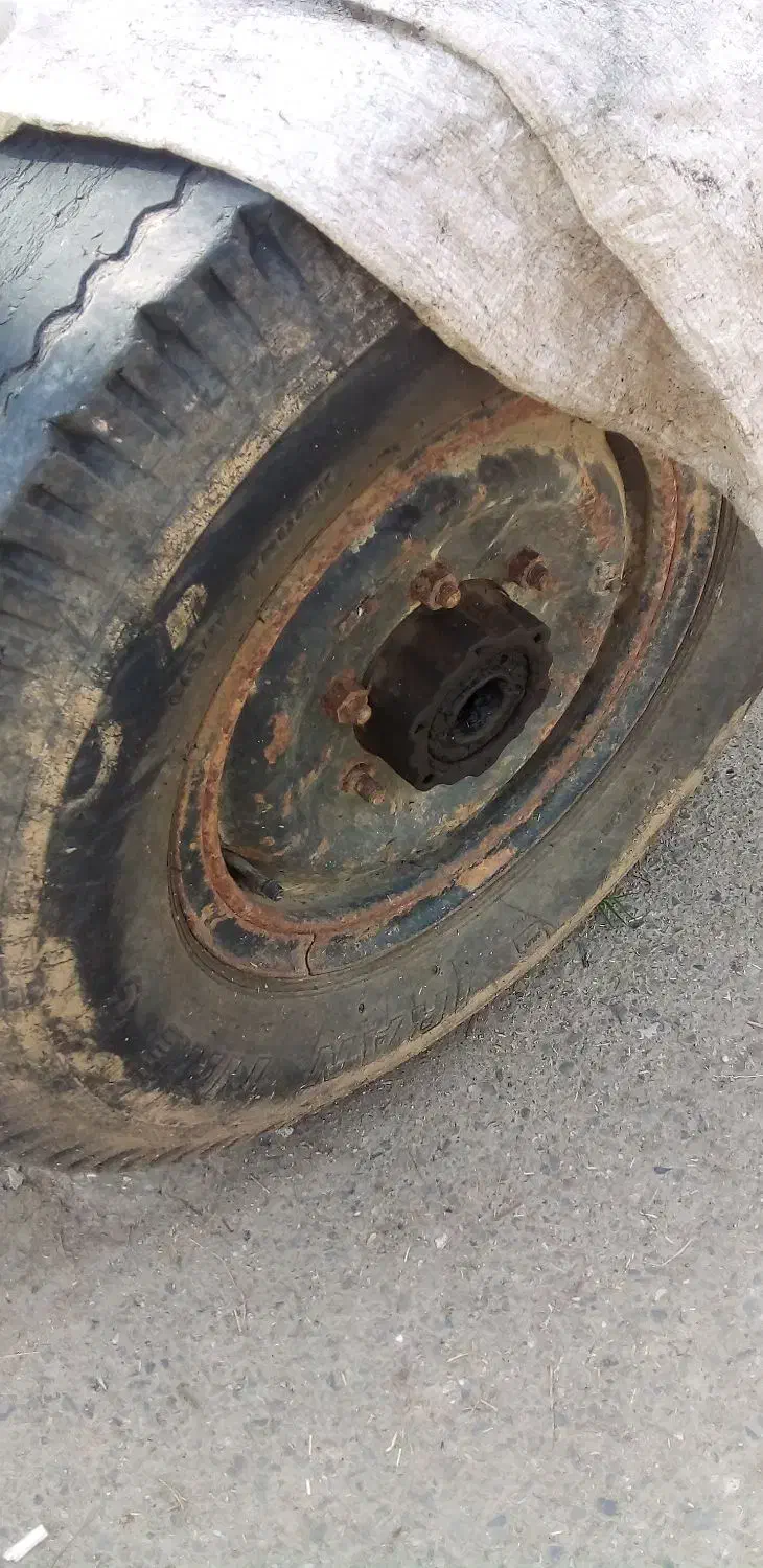 گاری الکلنگی.جمع کن|ابزارآلات|فومن, |دیوار