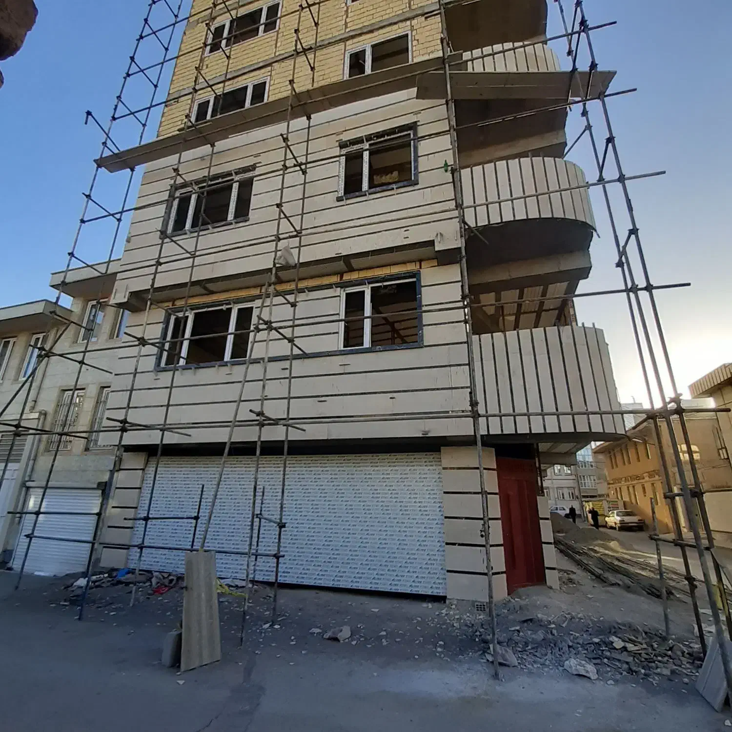 پیش فروش آپارتمان ۱۱۰متری منطقه هفتصد دستگاه و ...|پیشفروش املاک|اسلامآباد غرب, |دیوار