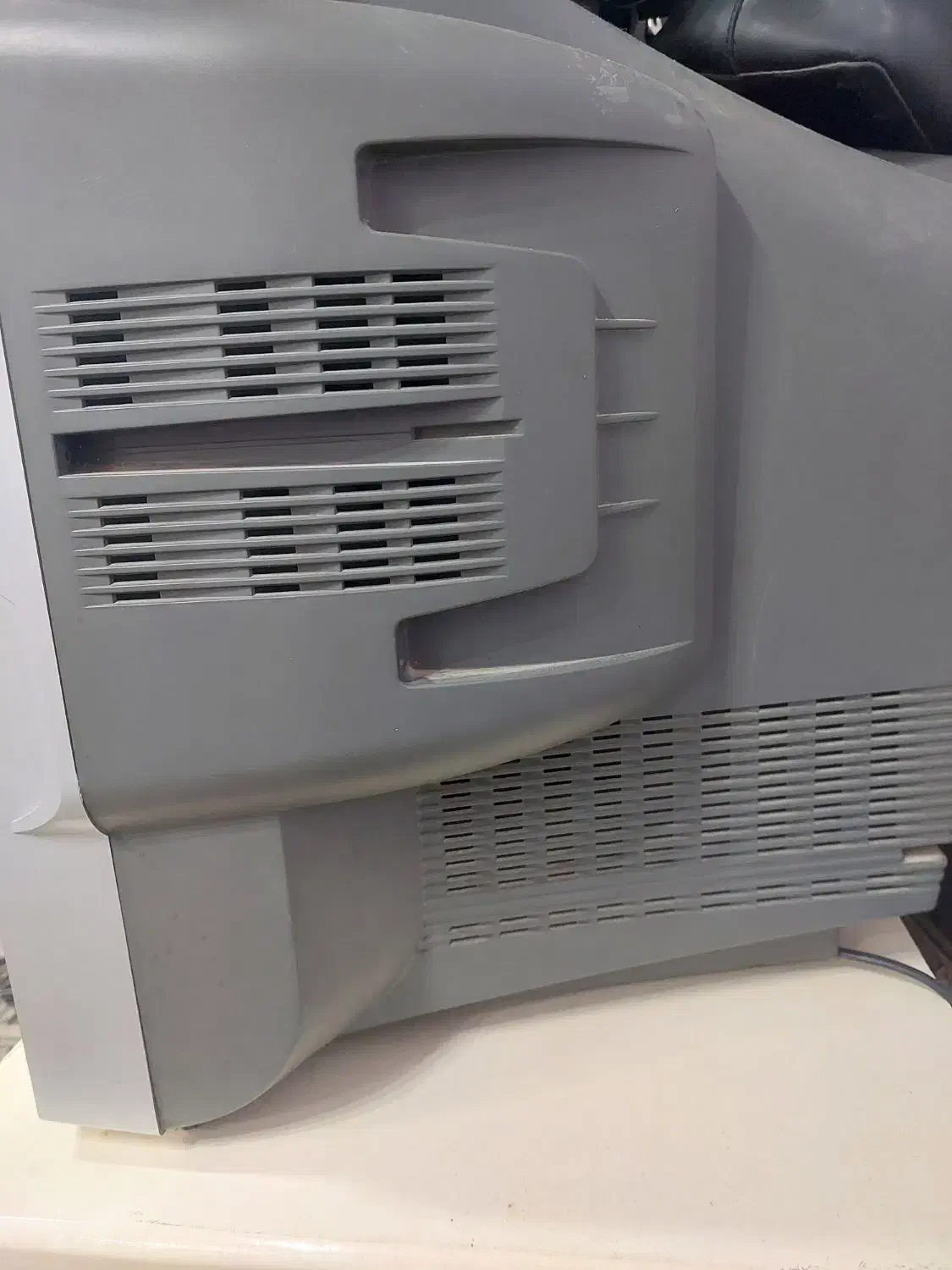 تلویزیون ۲۱ سامسونگ و دیجیتال|تلویزیون و پروژکتور|اندیشه, اندیشه فاز ۲|دیوار