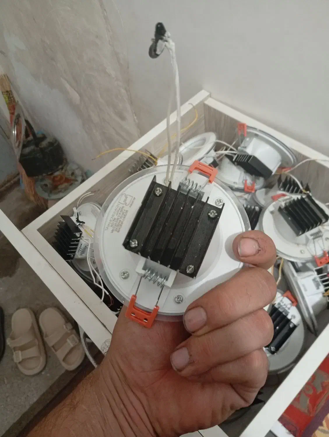 هالوژن درحد نو|لامپ و چراغ|تبریز, |دیوار