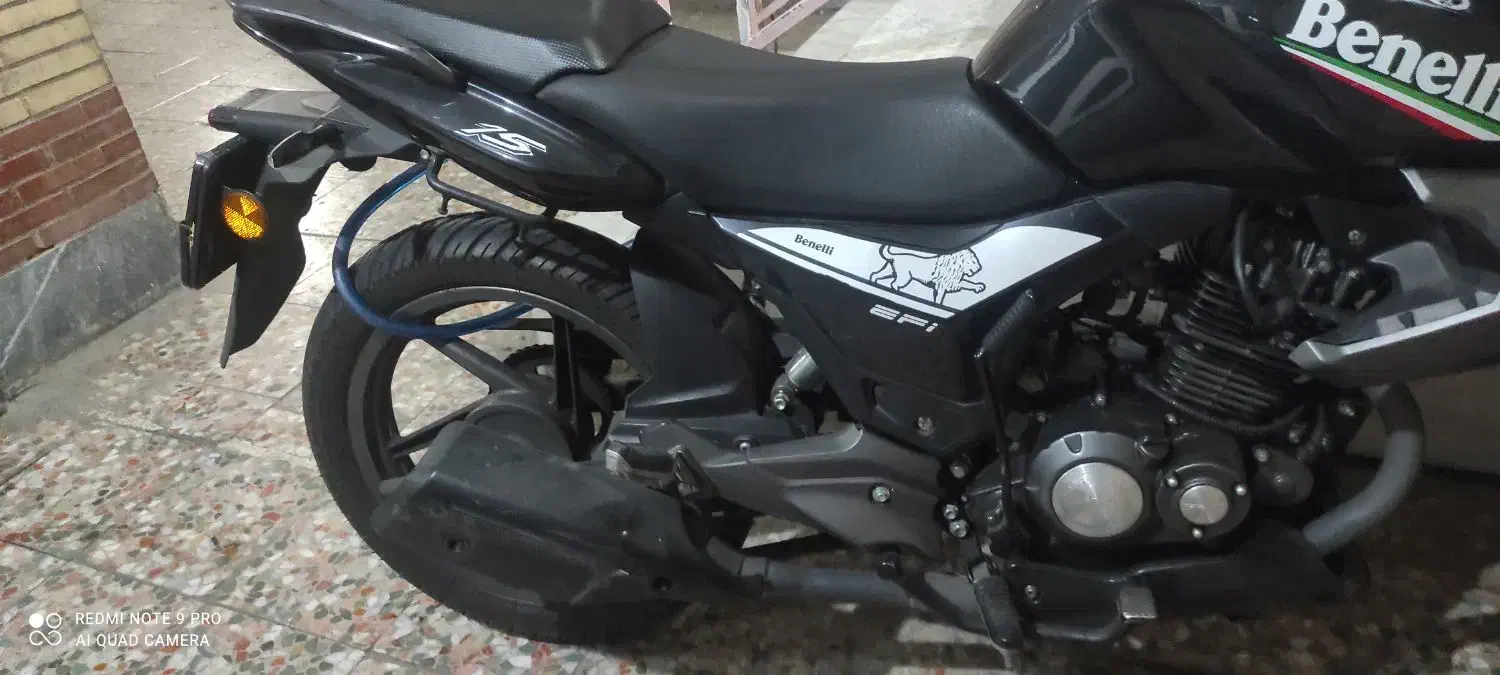 بنلی 150|موتورسیکلت|اندیشه, اندیشه فاز ۱|دیوار