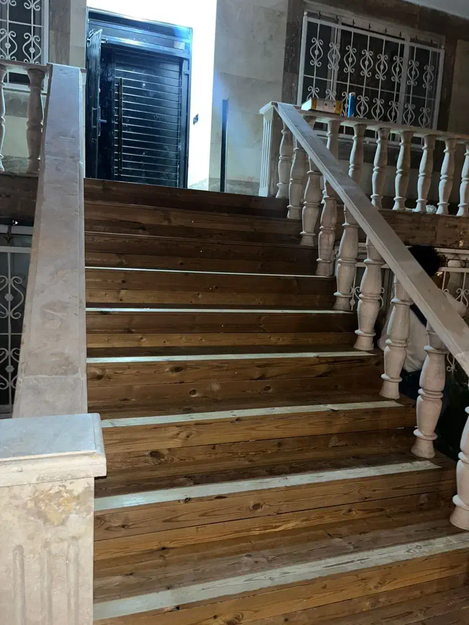 واحد خوش قیمت طبقه دوم|فروش آپارتمان|رشت, فلسطین|دیوار
