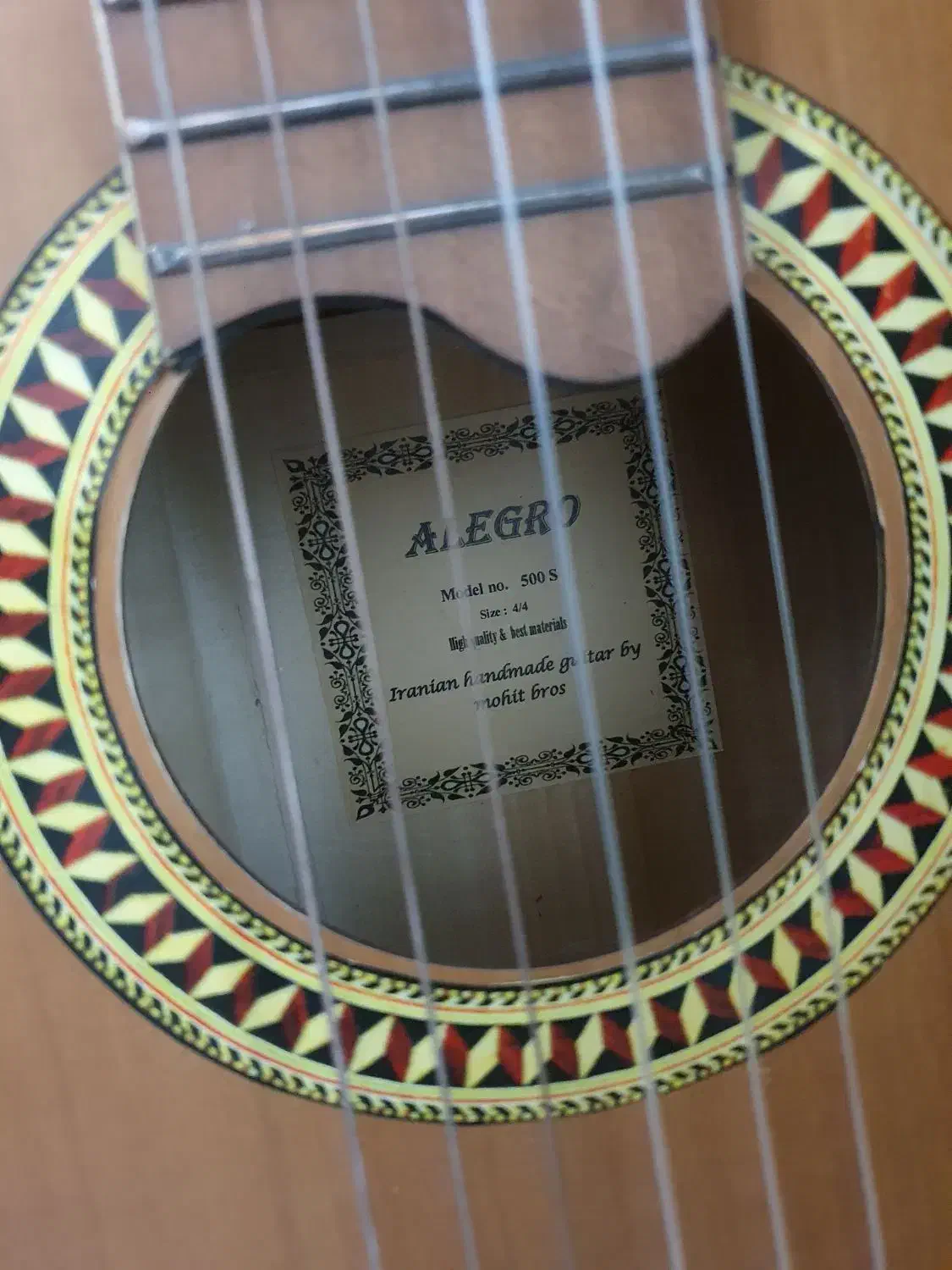 گیتار نو همراه با کیف|گیتار، بیس، امپلیفایر|چهاردانگه (تهران), |دیوار