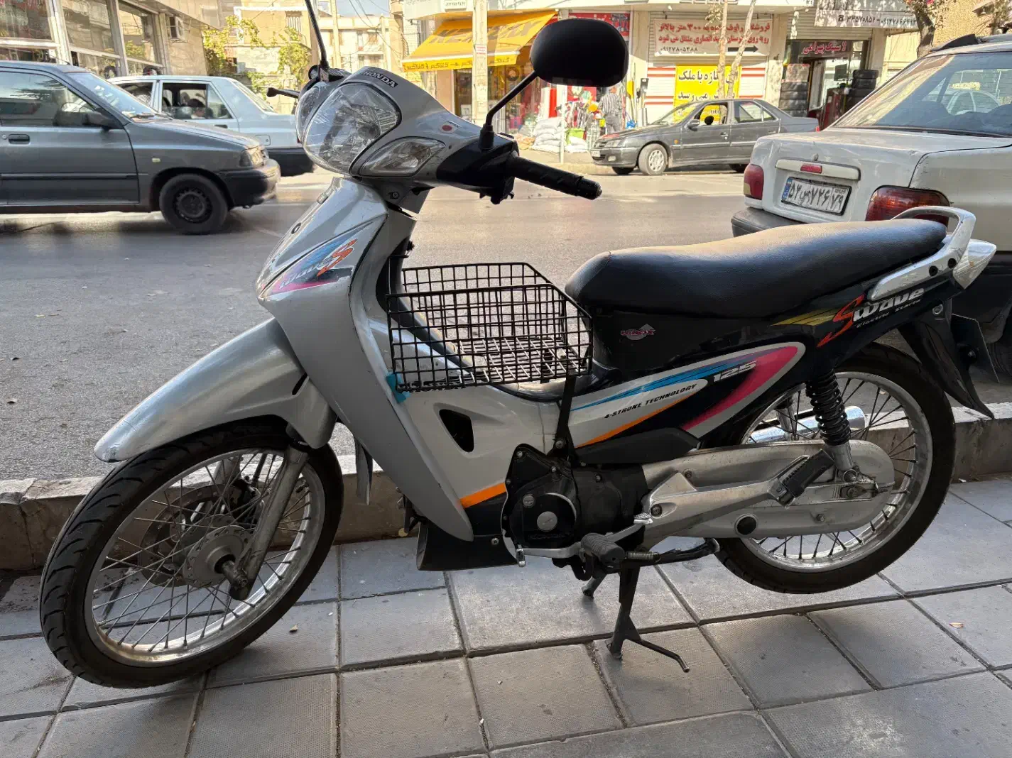 ویو ۸۵|موتورسیکلت|قزوین, |دیوار