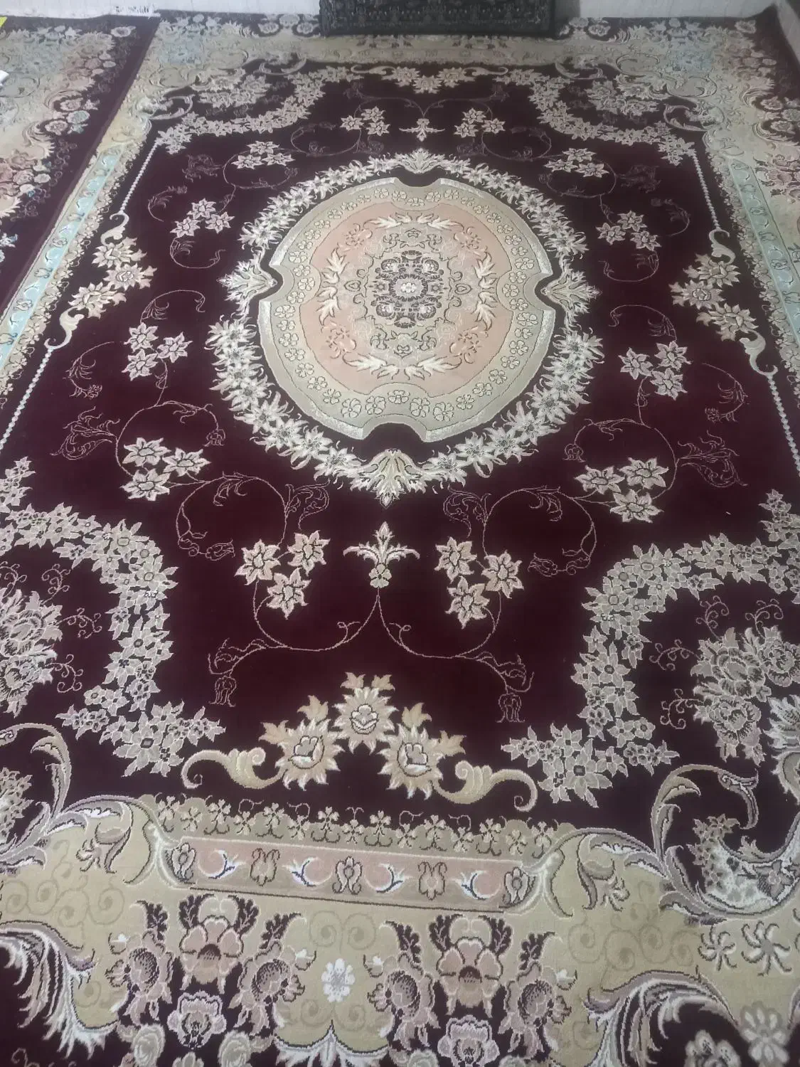 فرش فروشی|فرش|مشهد, حضرت حجت|دیوار