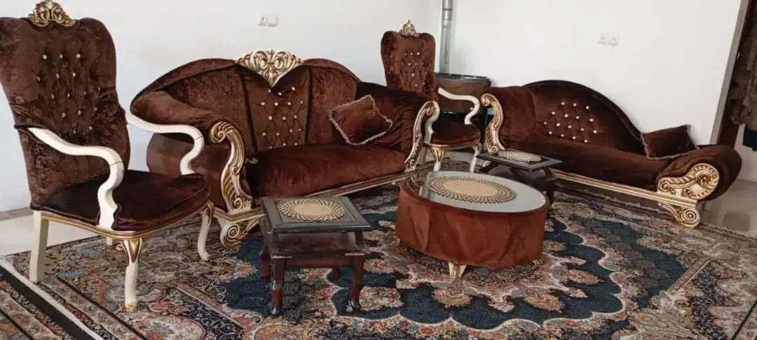 مبل راحتی نیمه سلطنتی|مبلمان خانگی و میز عسلی|فلاورجان, |دیوار