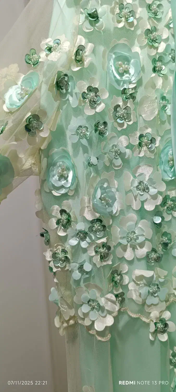 دوست لباس مجلسی ویک عدد کت تک تنخور خیلی زیبا|لباس|مشکین‌دشت, |دیوار