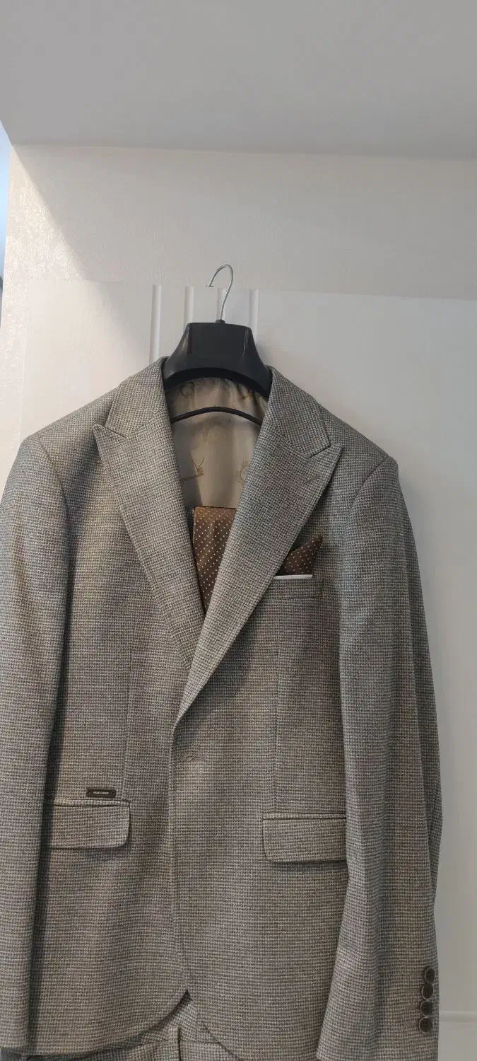 کت و شلوار مردانه|لباس|پرند, فاز ۲|دیوار