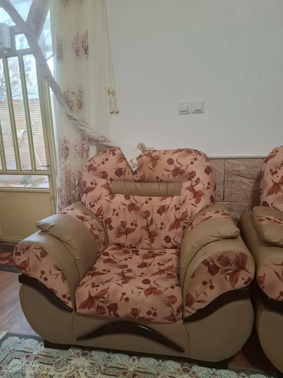 مبل فروشی|مبلمان خانگی و میز عسلی|بهمن صغاد, |دیوار