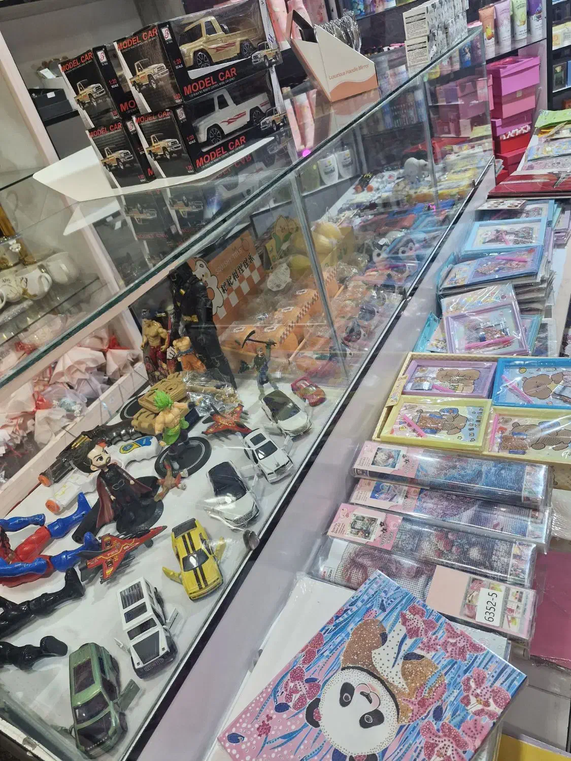 ویترین و کمد|بوفه، ویترین، کنسول|قم, بنیاد|دیوار