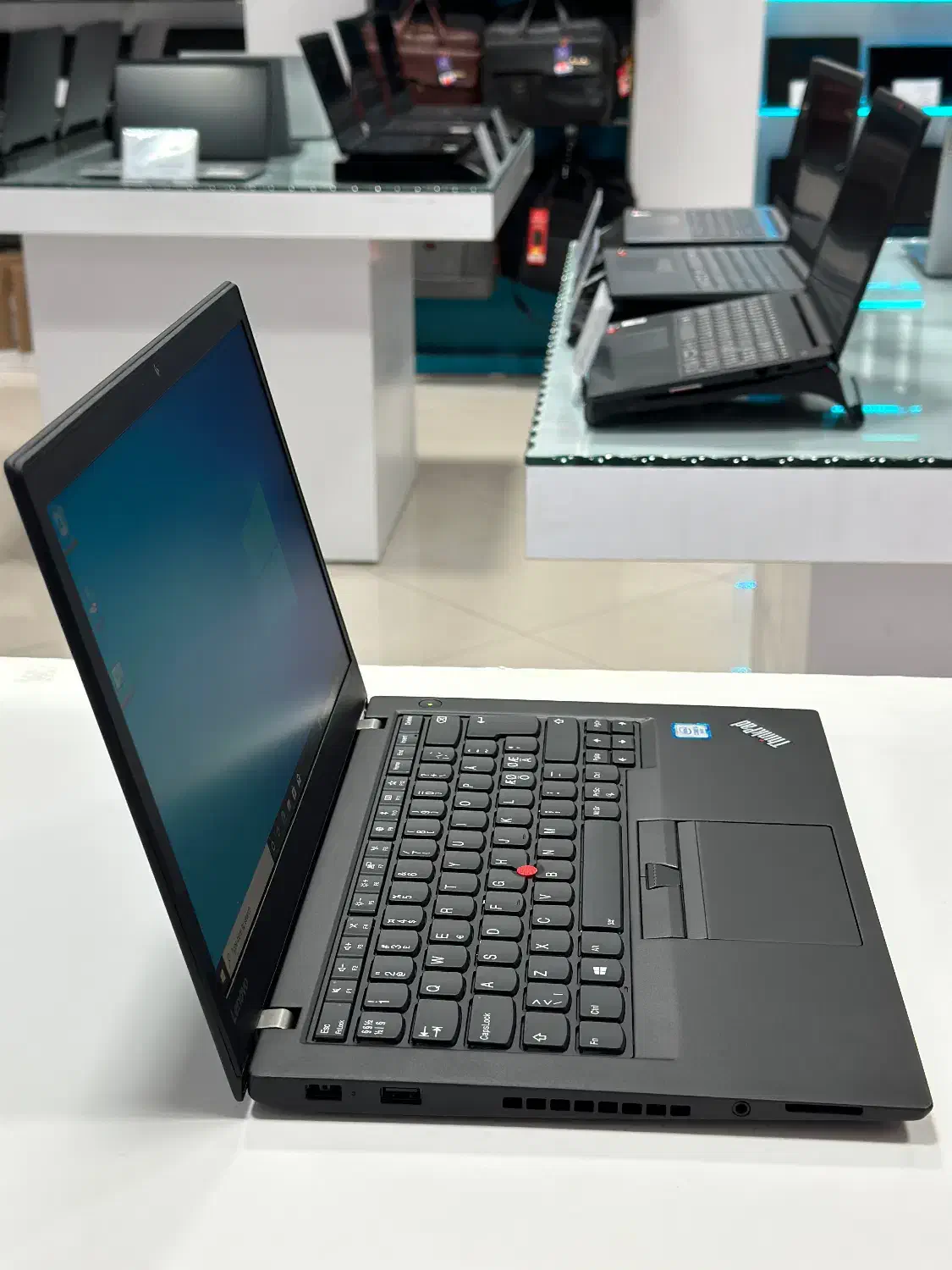 لپ‌تاپ لنوو ThinkPad/سریع، سبک، جان‌سخت|رایانه همراه|بیرجند, |دیوار
