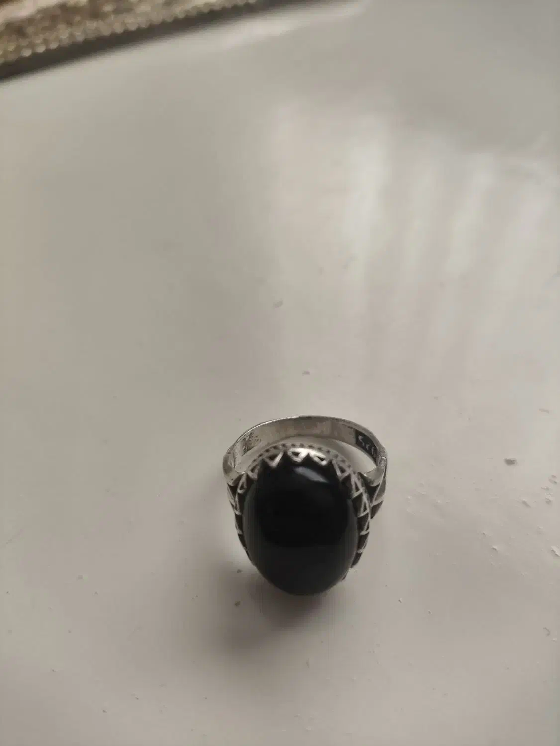 انگشتر عقیق یمنی سیاه|جواهرات|نقده, |دیوار