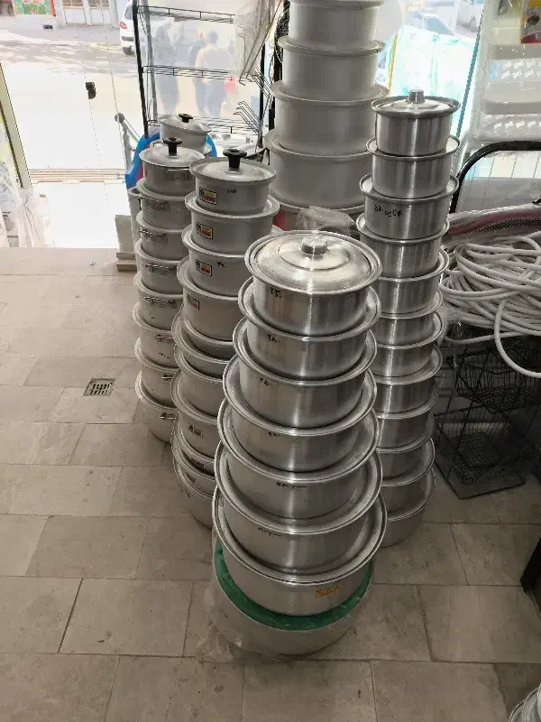 انواع خورده ریز اشپزخانه|ظروف پختوپز|قم, قلعه کامکار|دیوار