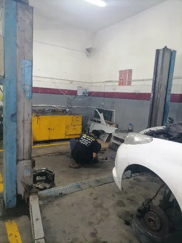 نیازمند یک مکانیک برای کار در مجموعه|استخدام صنعتی، فنی، مهندسی|گناباد, |دیوار