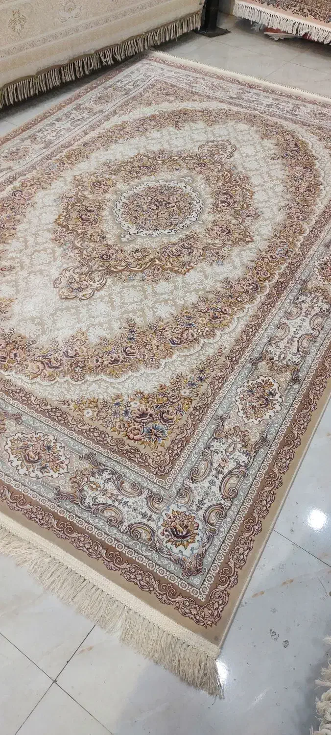 ۱ تخته فرش ۶متری ۱۲۰۰ شانه تراکم ۳۶۰۰|فرش|نسیم‌شهر, |دیوار