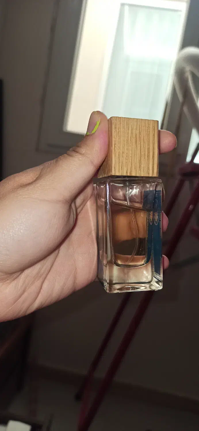 عطر با رایحه تلخ جذاب|آرایشی، بهداشتی، درمانی|میانه, |دیوار