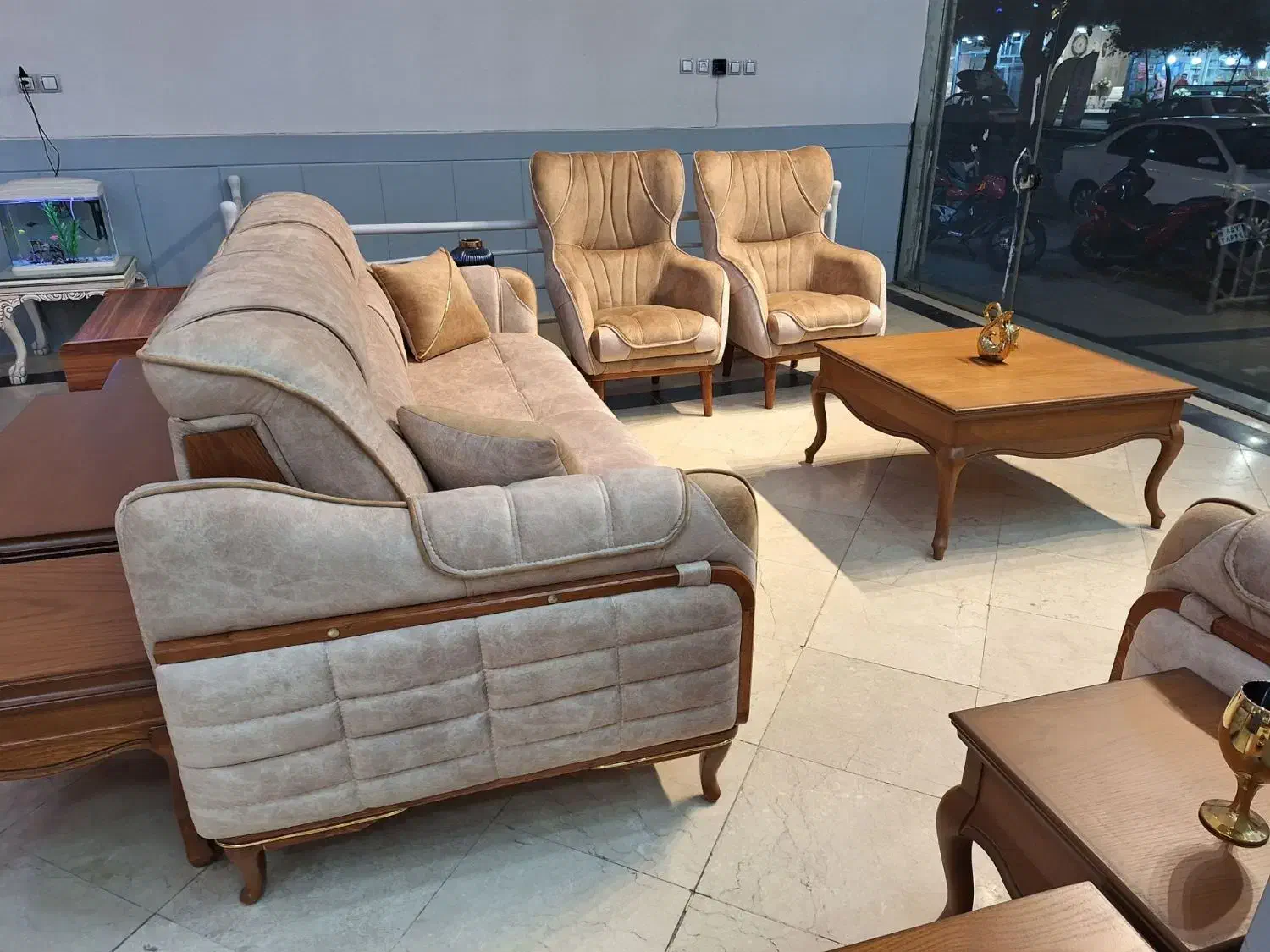 تولیدی مبل آیلار|مبلمان خانگی و میز عسلی|تایباد, |دیوار