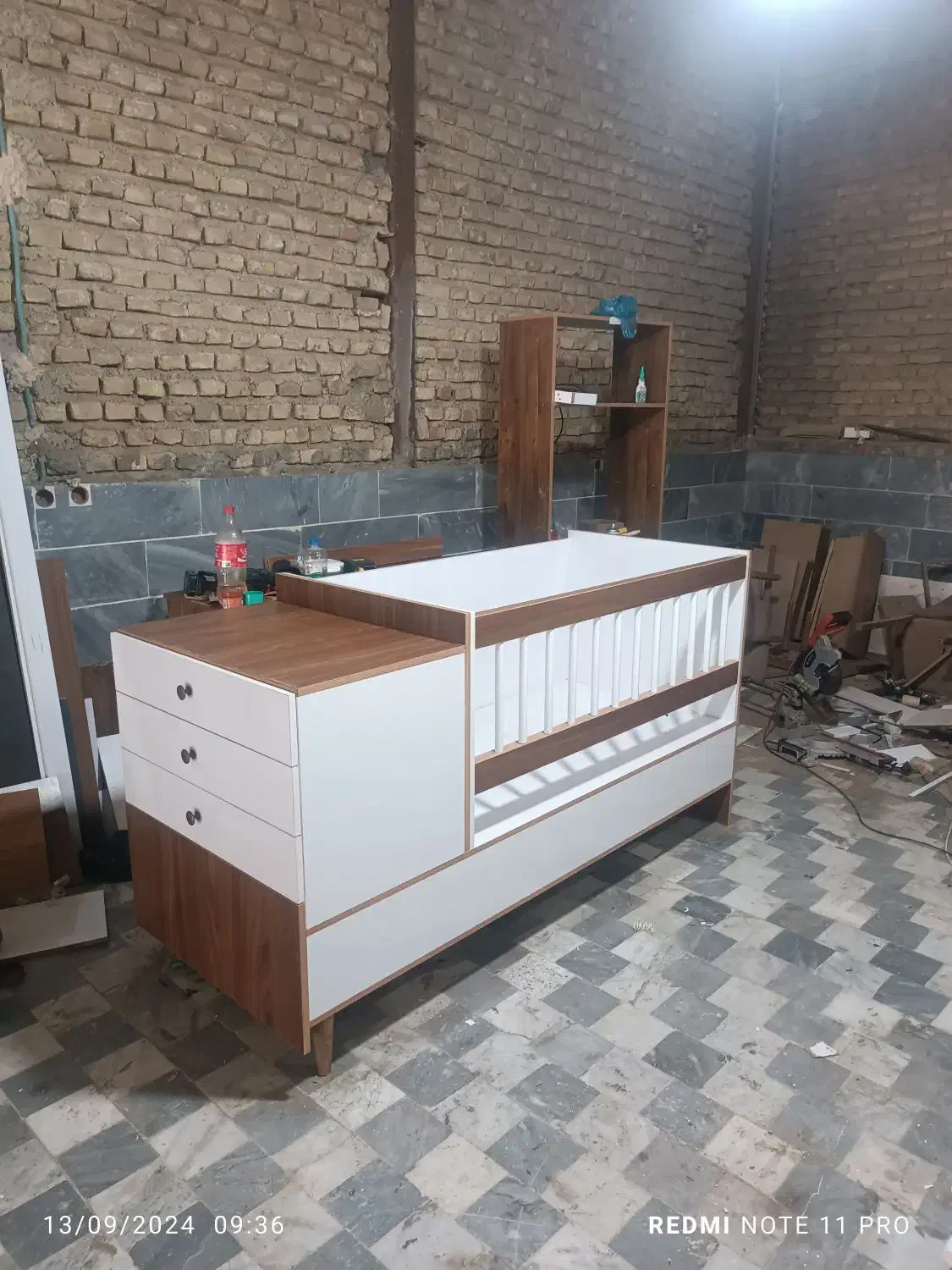 تخت خواب|تخت و سرویس خواب|ساری, |دیوار