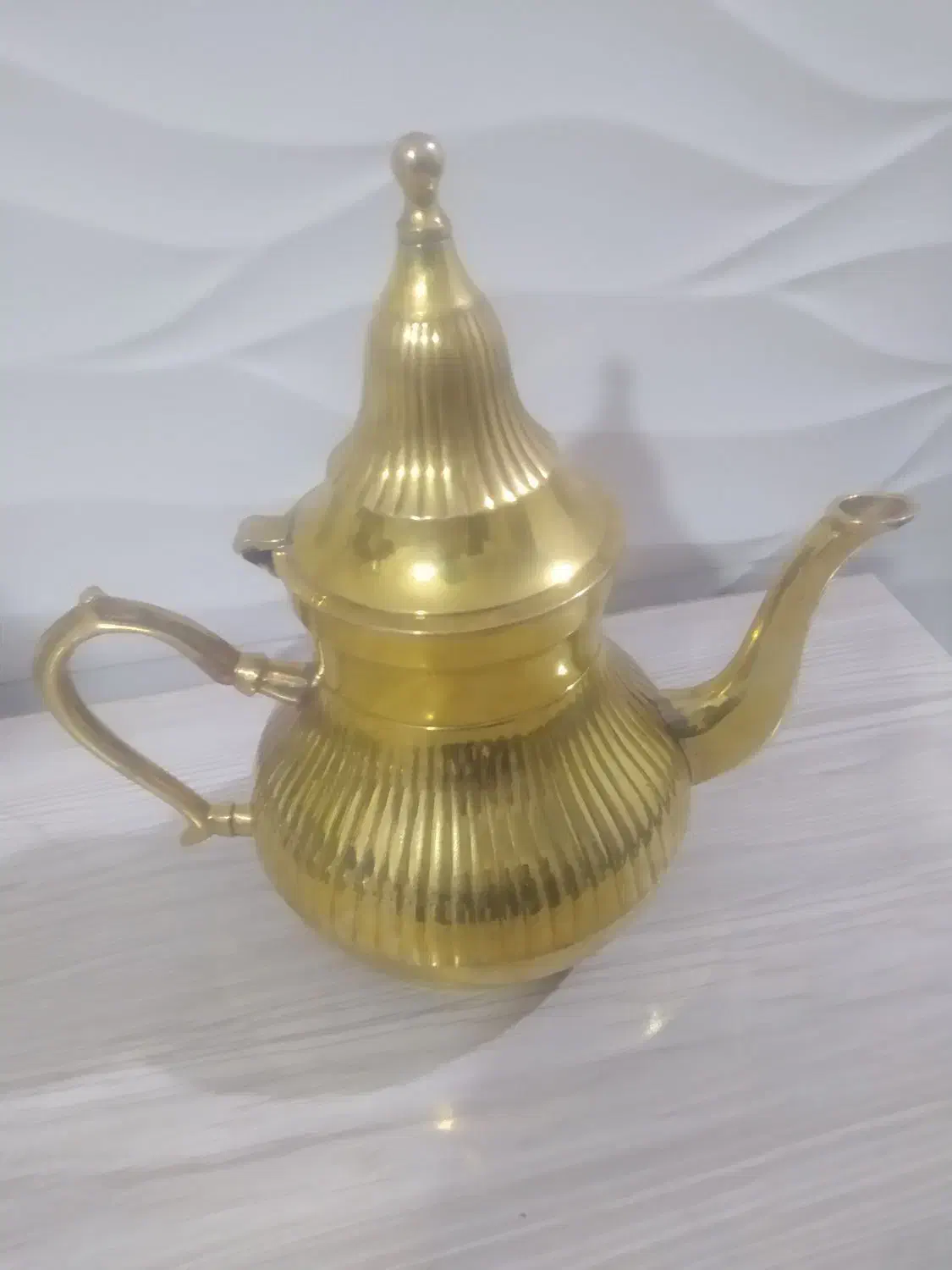 یک عدد قوری هندی برنجی ویک عدد پارچ برنج|قوری، کتری، قهوهساز دستی|مرند, |دیوار