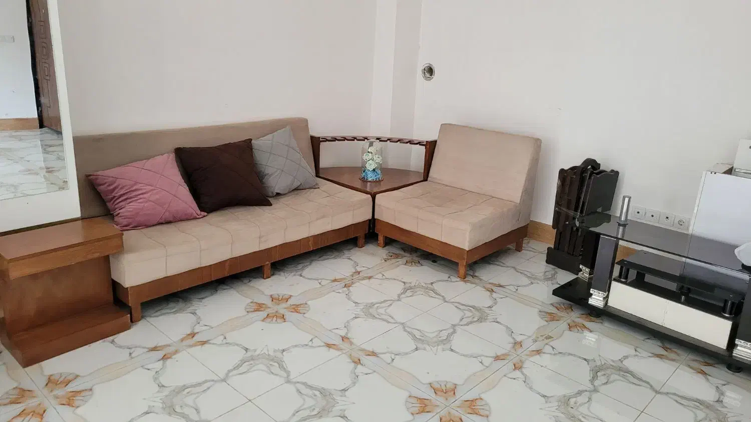 مبل نیم ست ال|مبلمان خانگی و میز عسلی|بجنورد, |دیوار