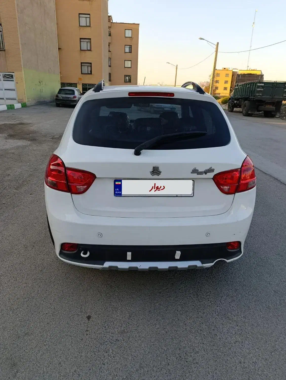 کوییک85گانه s1402درحدخشک|خودرو سواری و وانت|همدان, |دیوار