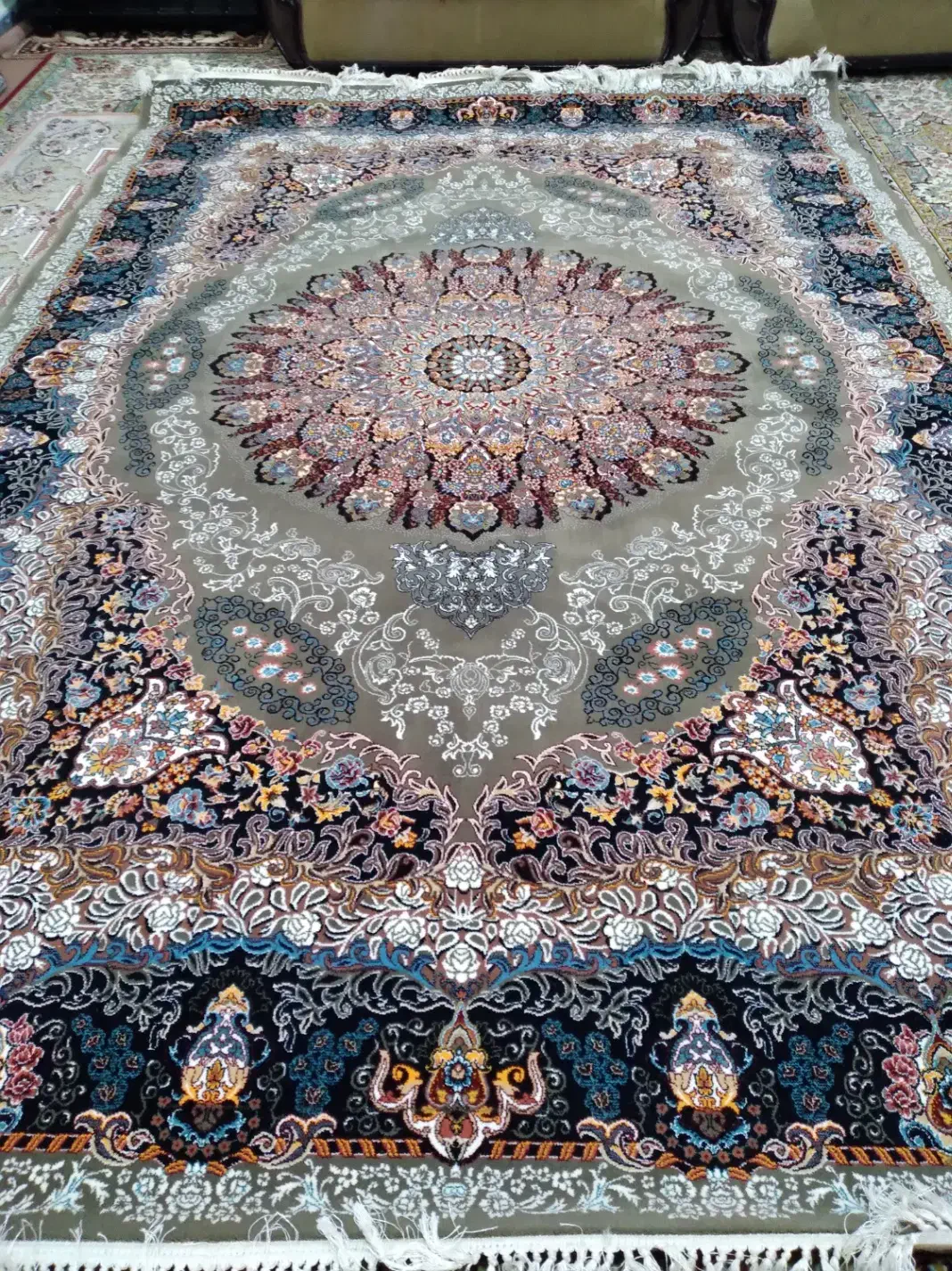 یک فرش ۶متری. نو|فرش|نهاوند, |دیوار