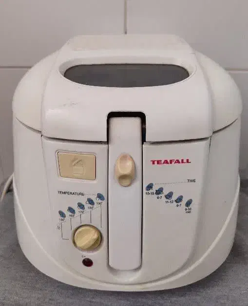 سرخ کن|سایر لوازم برقی|قم, باغ شریفی|دیوار