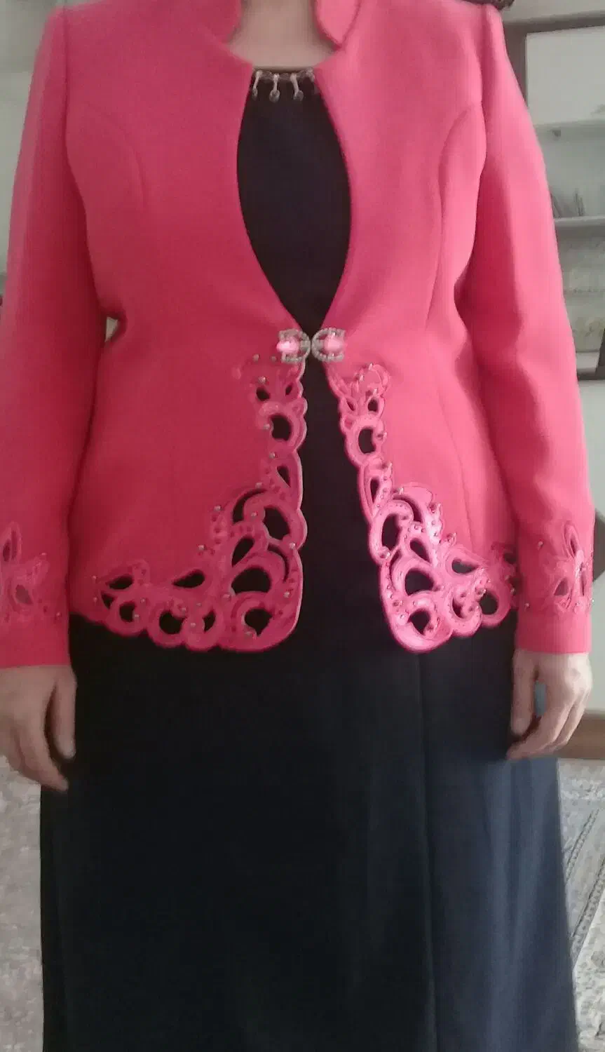 کت وسرافن|لباس|الشتر, |دیوار