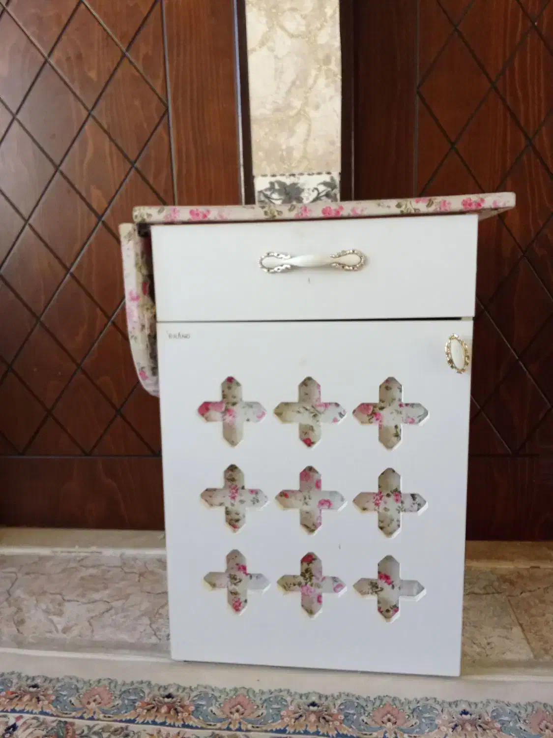 میز اتو|اتو و لوازم اتو|قروه, |دیوار