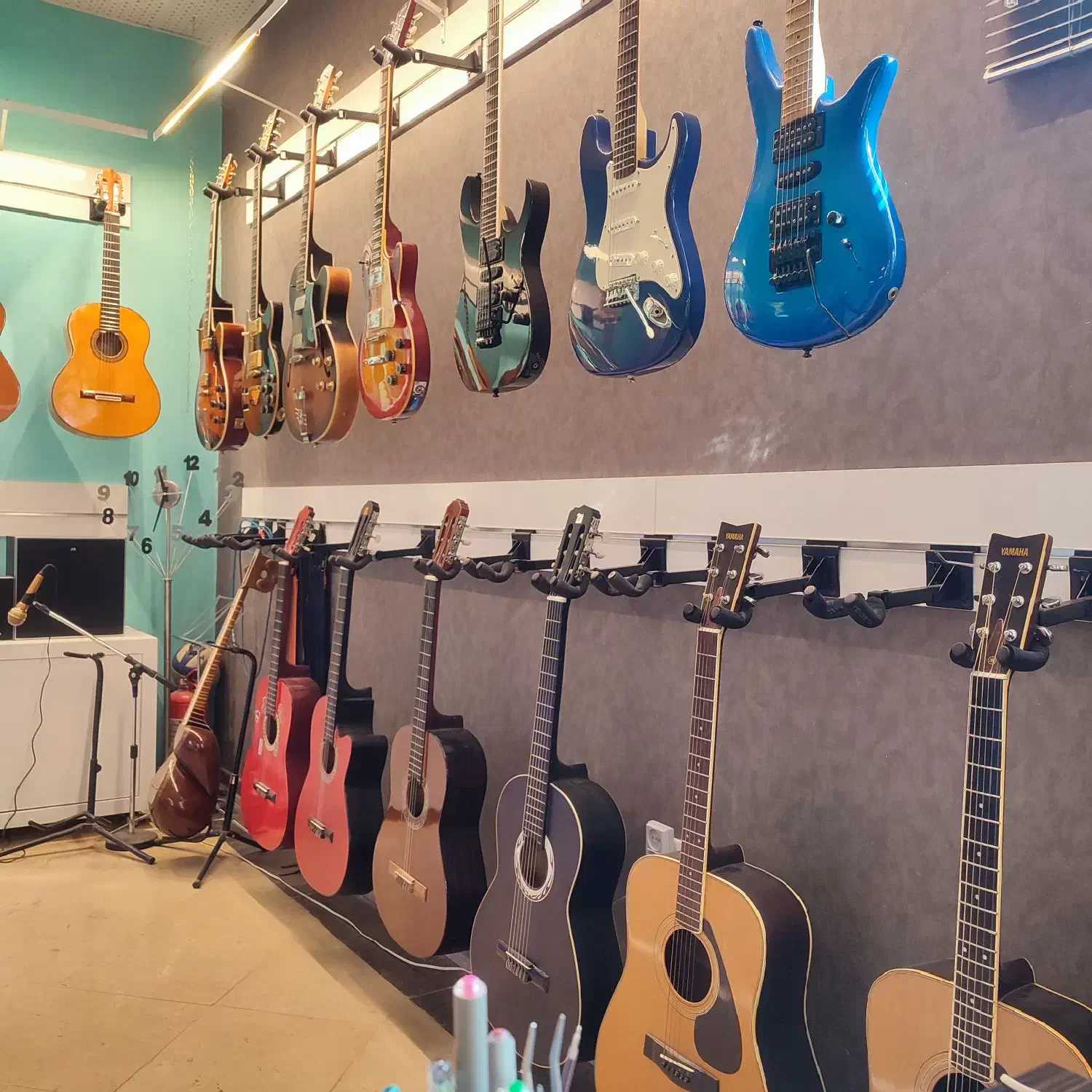فروشگاه موسیقی|گیتار، بیس، امپلیفایر|اصفهان, شاهزید|دیوار