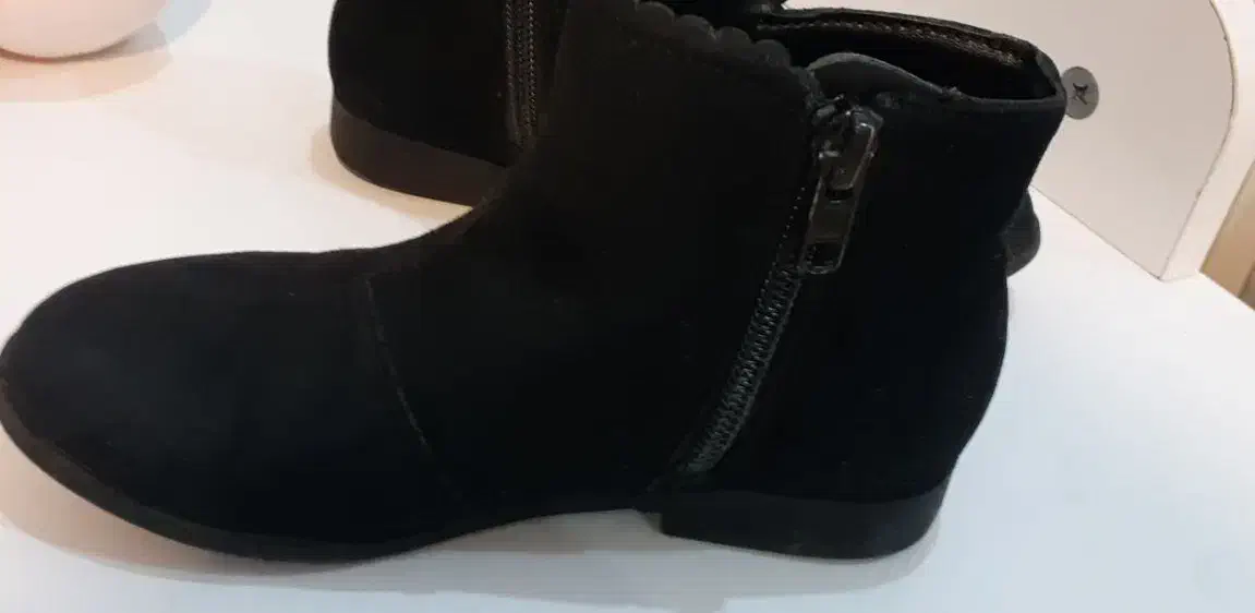 نیم بوت دخترانه مارک h&m سایز ۲۷|کفش و لباس بچه|تهران, دروازه شمیران|دیوار