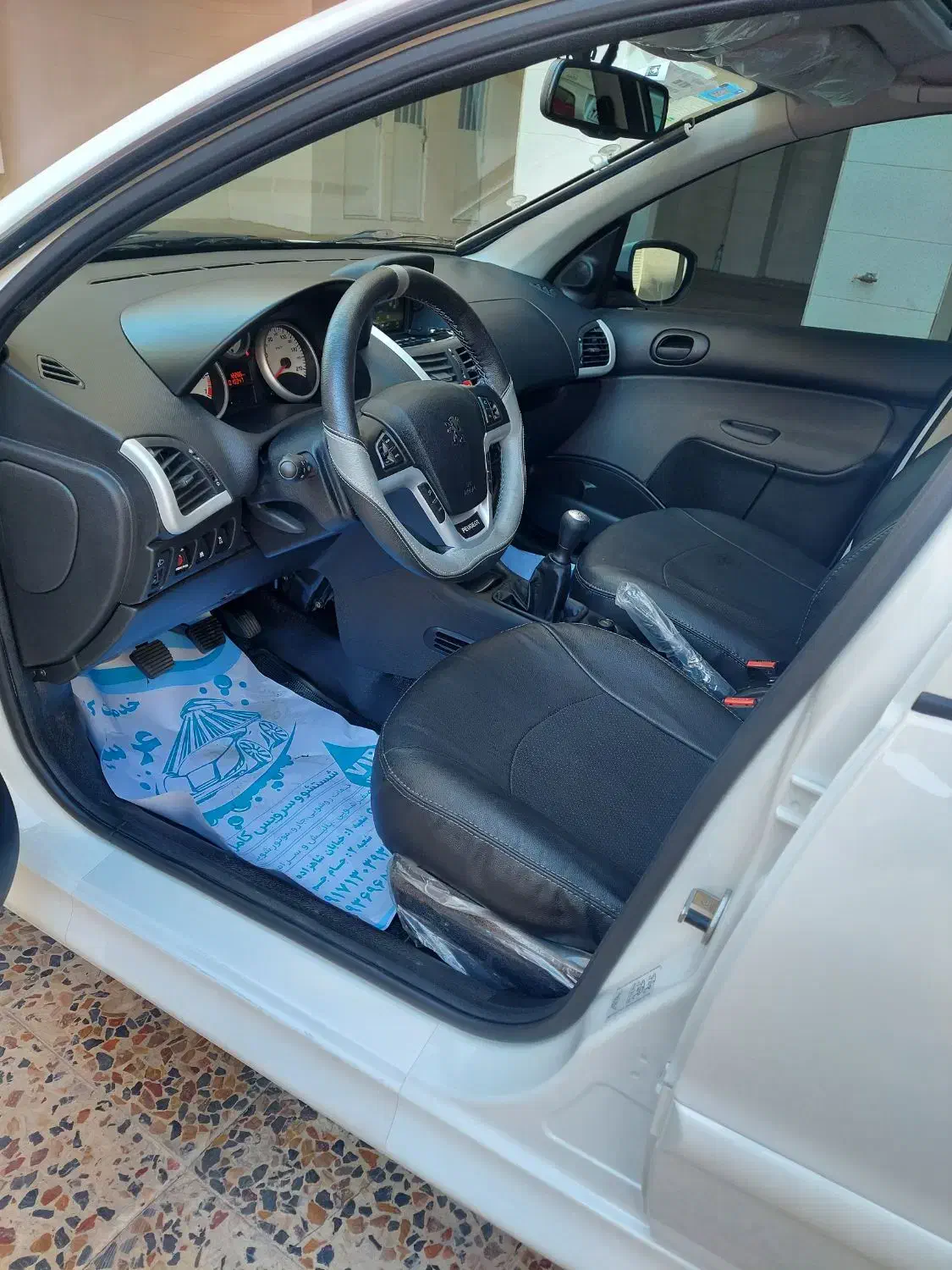 ۲۰۷ پاناروما ۱۴۰۳جهت  معاوضه|خودرو سواری و وانت|فسا, |دیوار