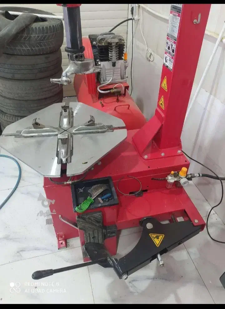 لاستیک درآر لاستیک استوک بالانس جک سوسماری پمپ باد|قطعات یدکی و لوازم جانبی|بوئین زهرا, |دیوار