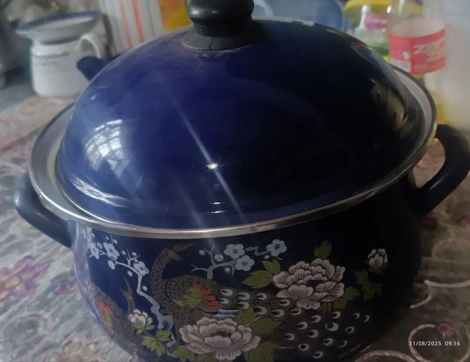 قابلمه لعابی|ظروف پختوپز|لاهیجان, کوی زمانی|دیوار