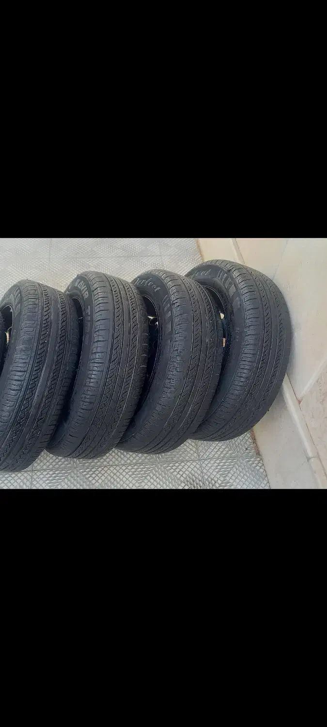 ۴حلقه رینگ و لاستیک کویر|قطعات یدکی و لوازم جانبی|فسا, |دیوار