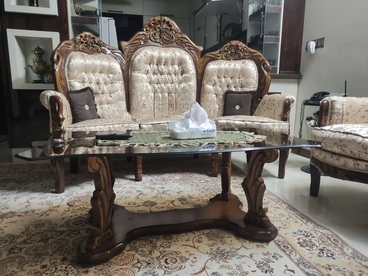 مبلمان سلطنتی طرح قودست ساز|مبلمان خانگی و میز عسلی|اصفهان, قلعه طبره|دیوار