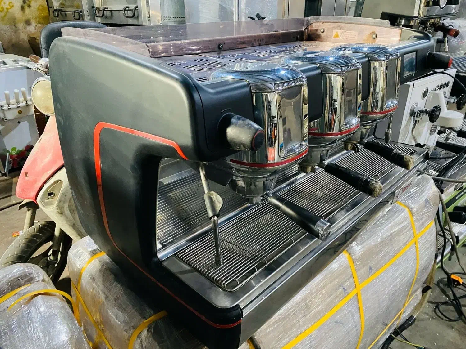 قهوه ساز و آسیاب صنعتی|کافیشاپ و رستوران|سیراف, |دیوار