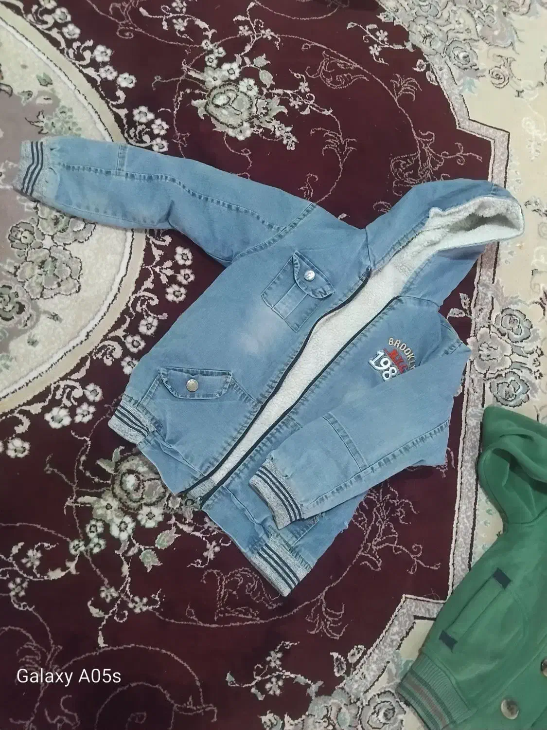 سوشرت ولباس ورزشی پسرانه خیلی تمیز|کفش و لباس بچه|خوی, |دیوار