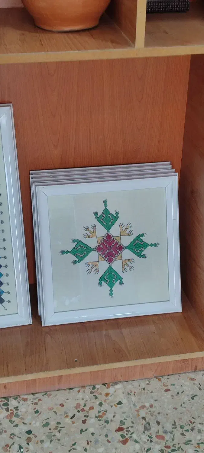 تندیس و قاب صنایع دستی|صنایع دستی و سایر لوازم تزئینی|سراوان, |دیوار