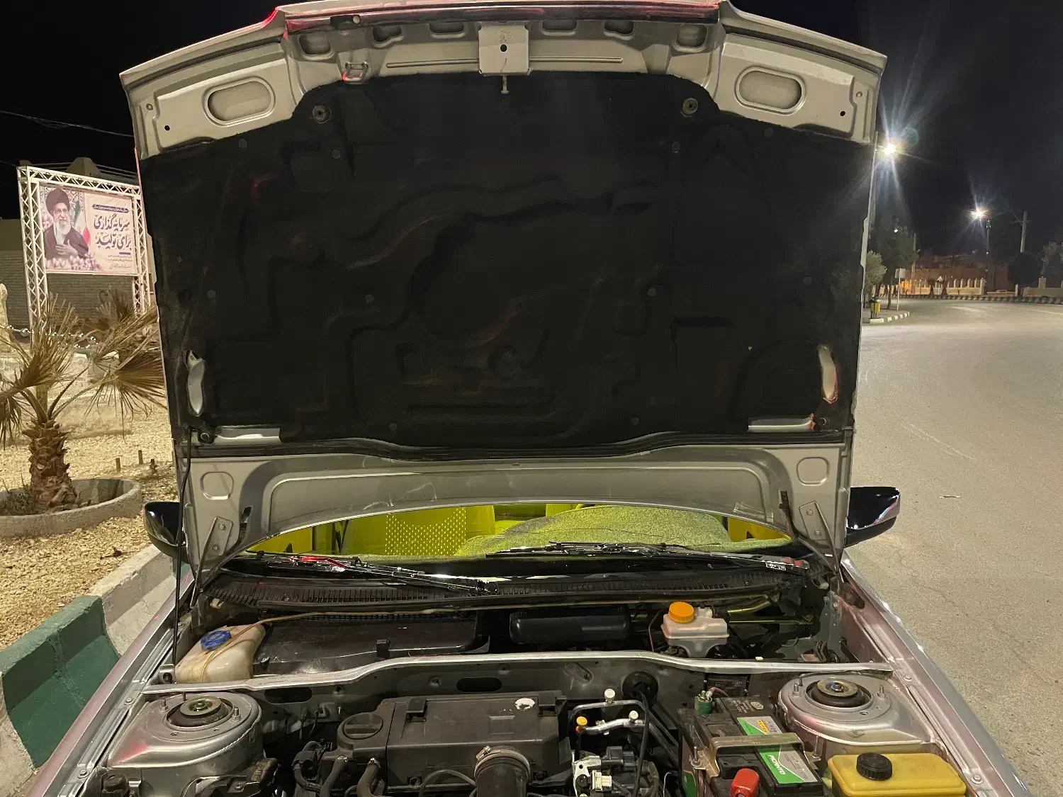 پژو ۴۰۵ استسنایی|خودرو سواری و وانت|یزد, |دیوار