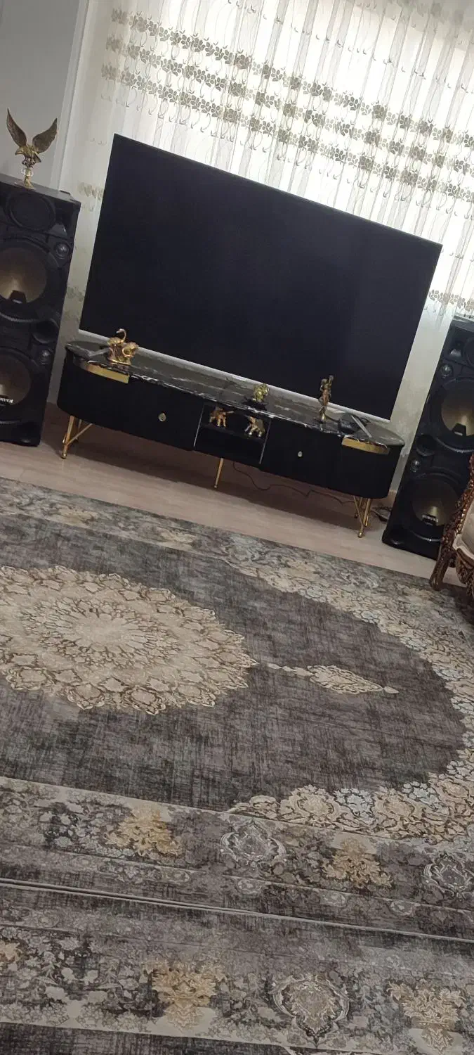 میز تلویزیون|میز تلویزیون|لاهیجان, کوه بیجار|دیوار