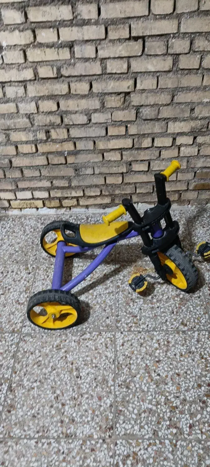 سه چرخه|دوچرخه، اسکیت، اسکوتر|شوشتر, |دیوار