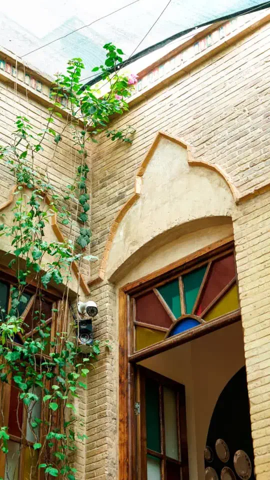 سالندار رستوران|استخدام خدمات فروشگاه و رستوران|شیراز, بازار|دیوار