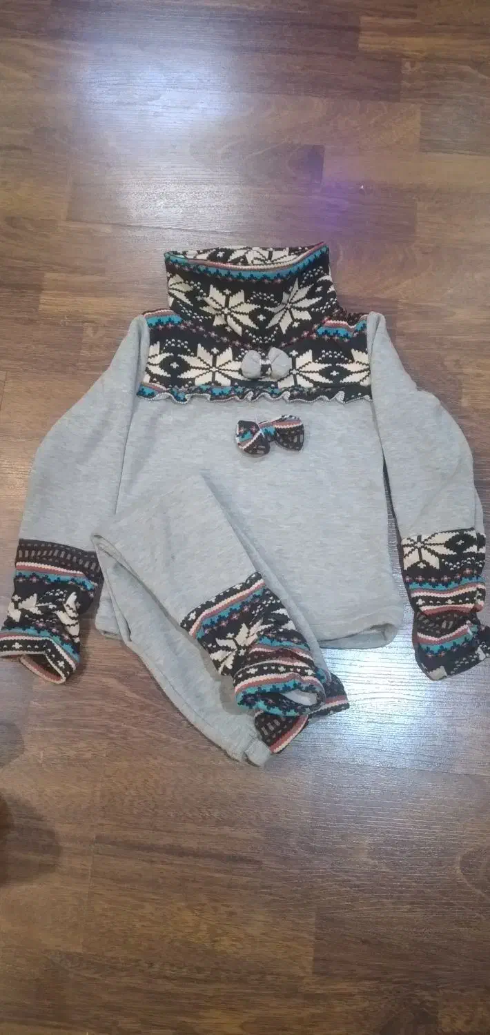 لباس بچگانه مجلسی و پاییزه در حد نو و تمیز ومرتب|لباس|ارومیه, |دیوار