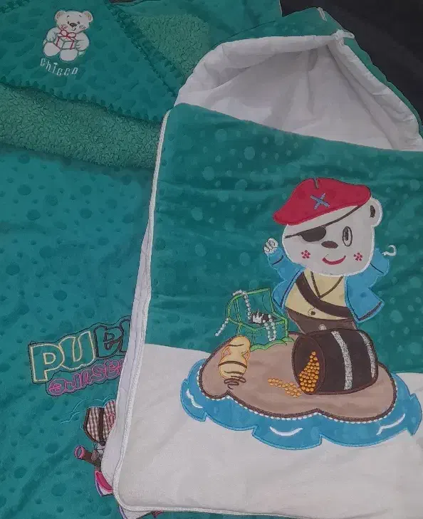 سرویس خواب بچه|تخت و سرویس خواب|نیشابور, هفده شهریور|دیوار